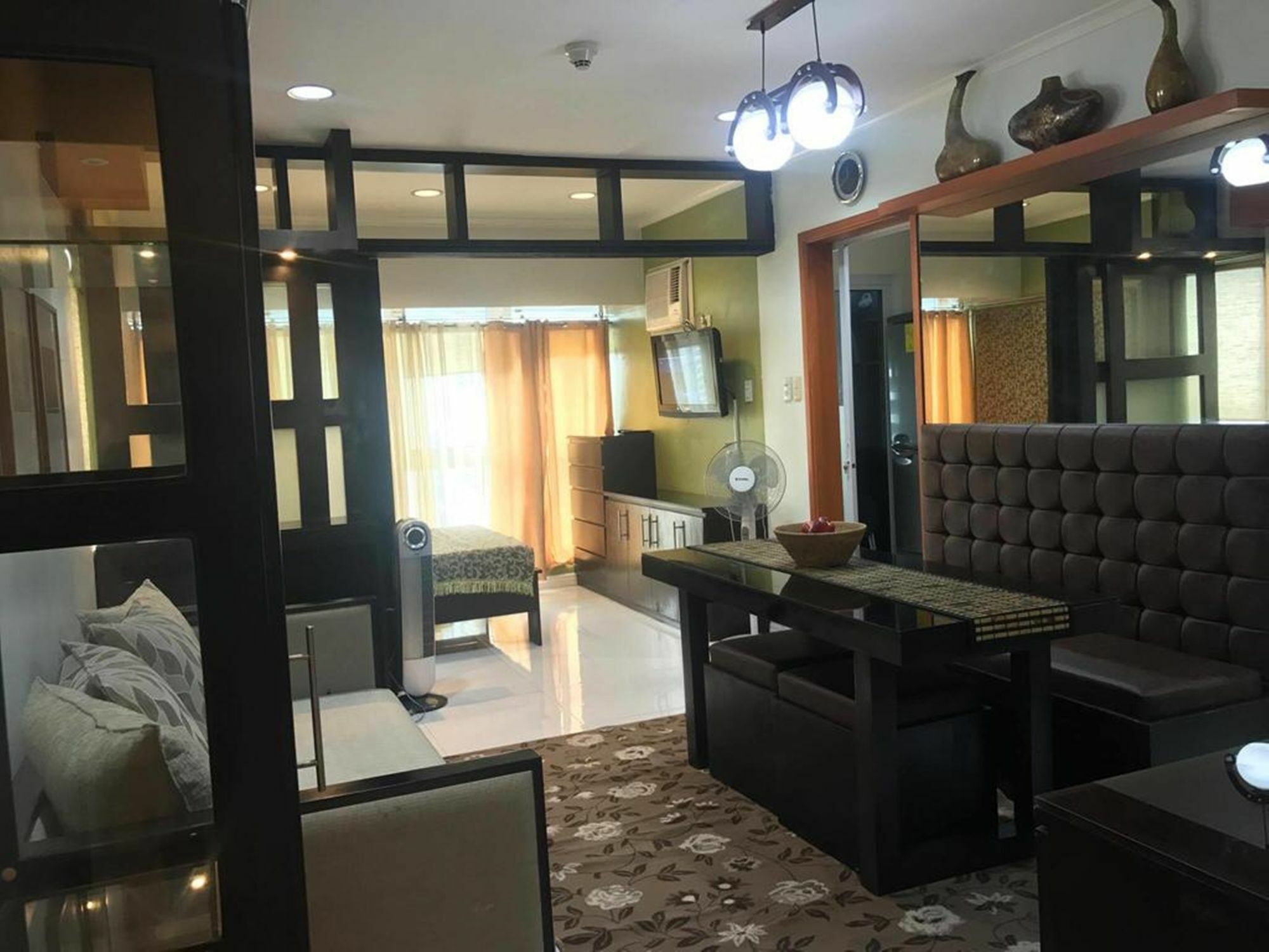 Go-Stay @ South Of Market Taguig Extérieur photo