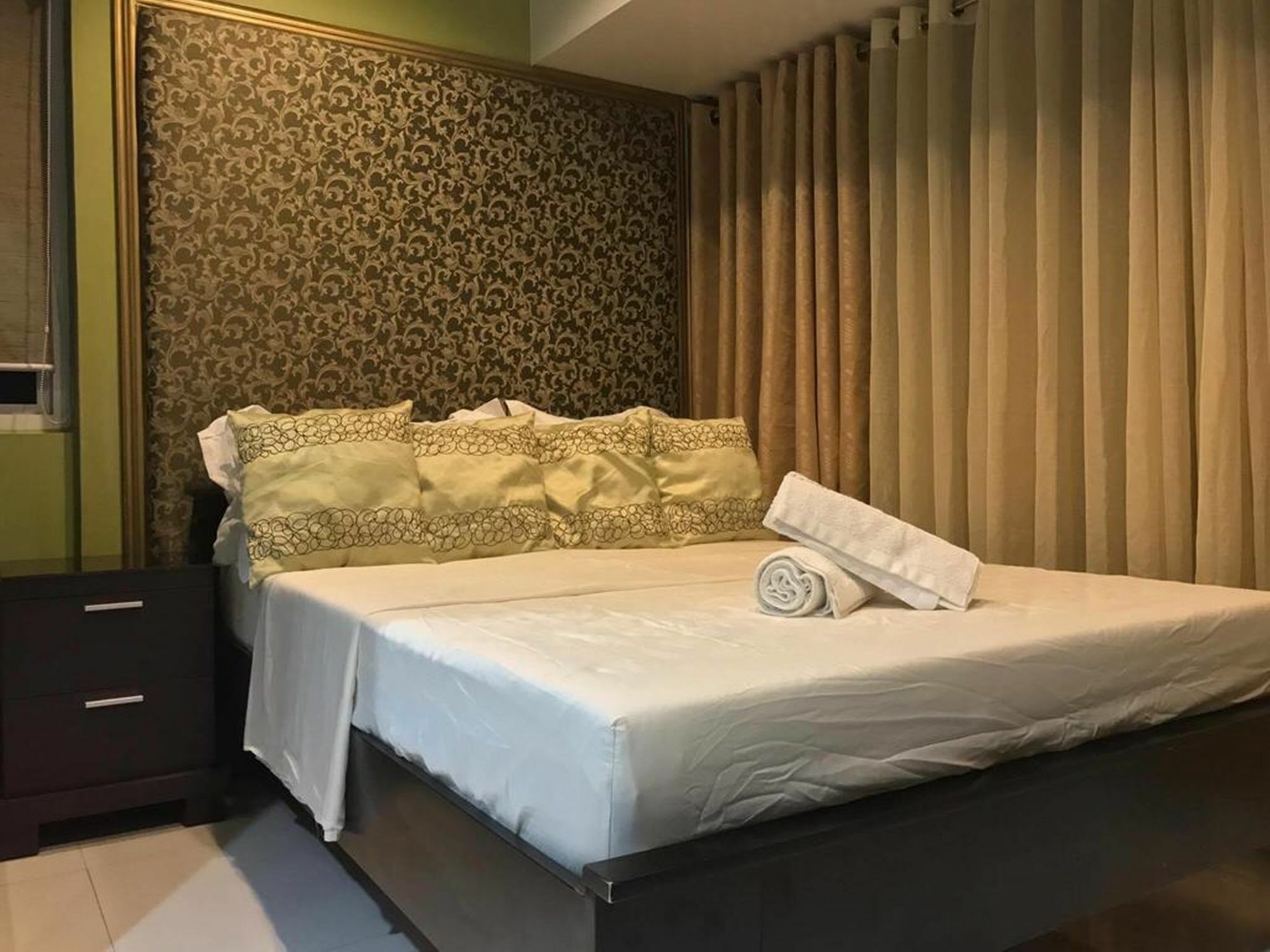 Go-Stay @ South Of Market Taguig Extérieur photo